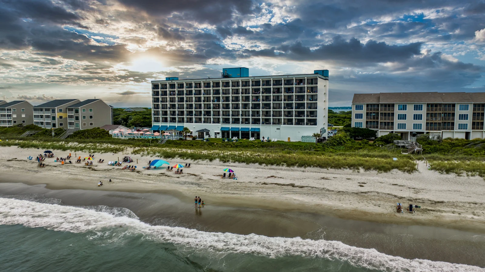 Crystal Coast Oceanfront Hotel